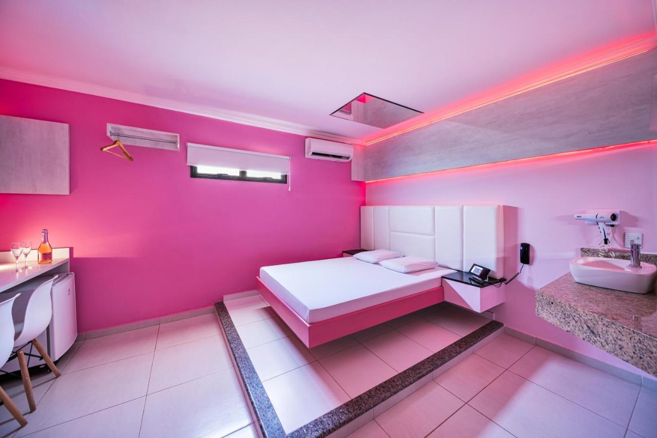 Savanas Motel Понта-Гроса Екстер'єр фото